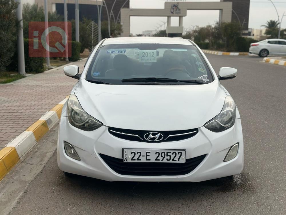 هیوندای ئەلەنترا